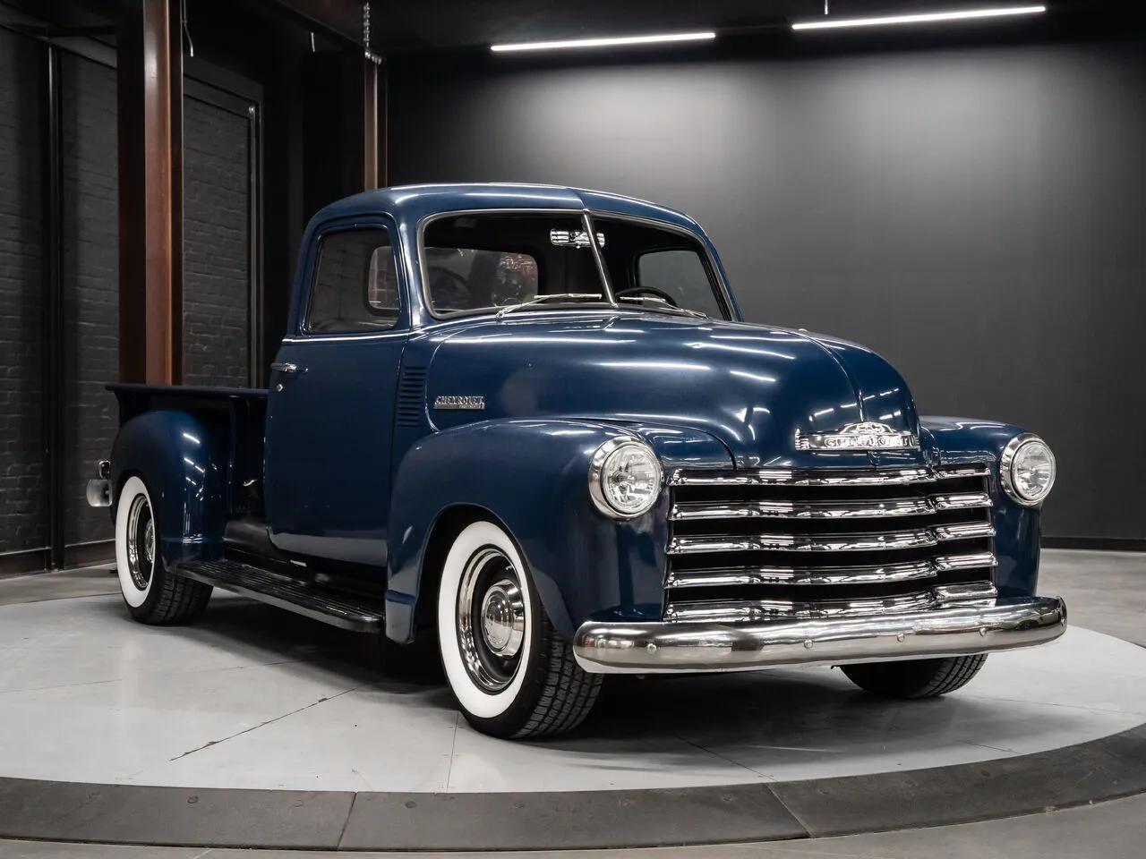 1947 Chevrolet Thriftmaster Pickup - Photo 1